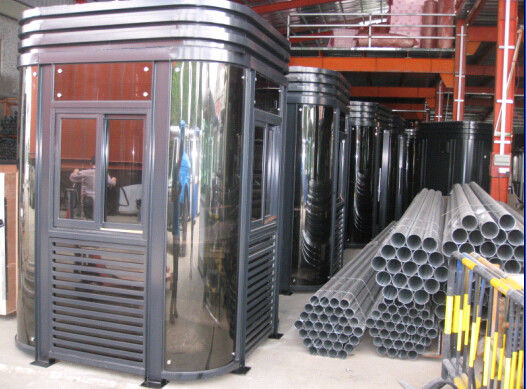 1500x2400mm Or Customized Security Guard Booth Earthquake Proof Grade 8.3 Gross Weight 320KG to 550KG Depend On Size