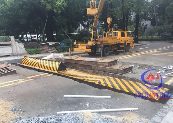 12M Long High Security Road Block Barrier Protection For Government Buildings Entrance